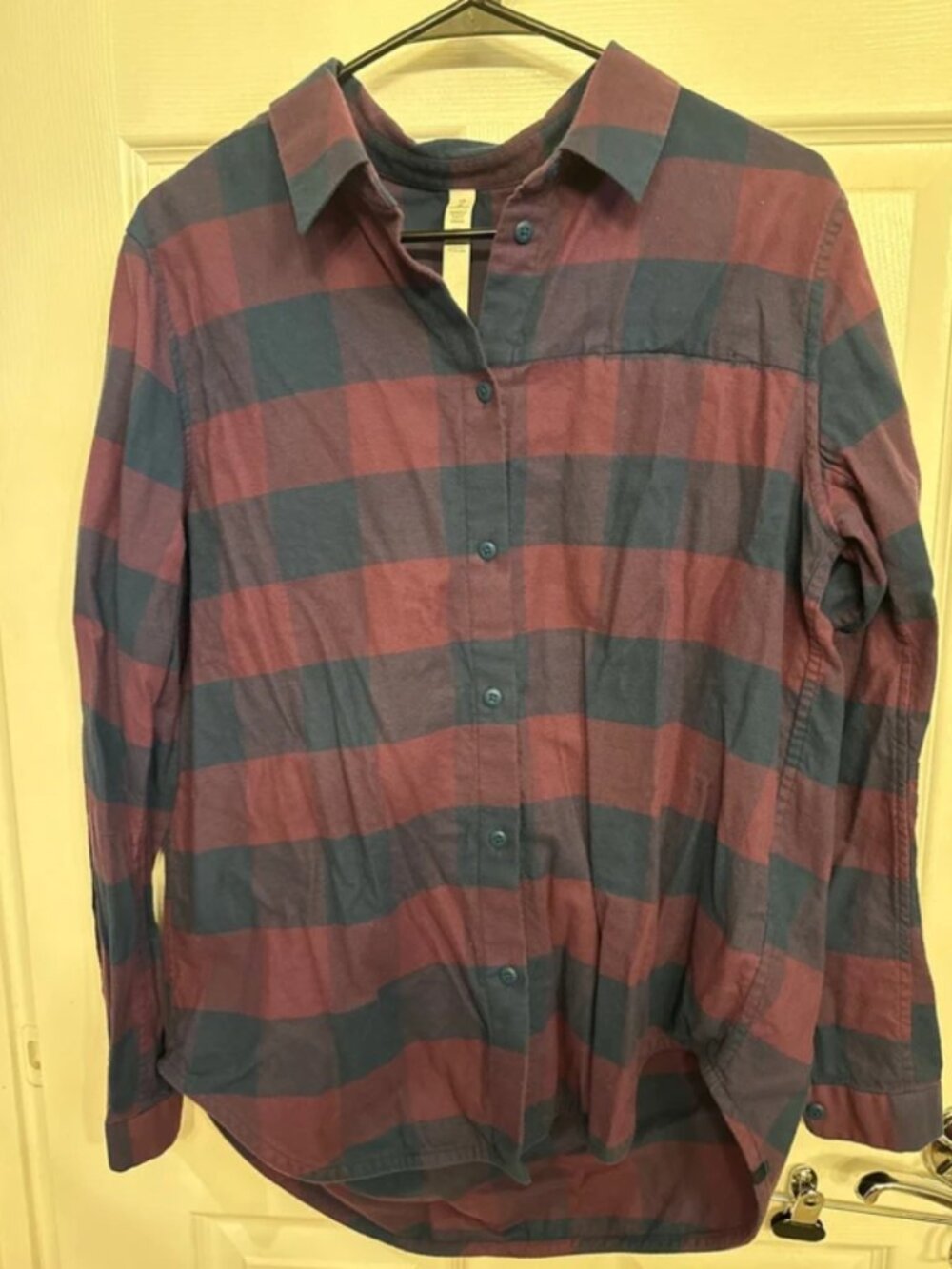 Lululemon long sleeve purple and navy plaid flannel button down.
